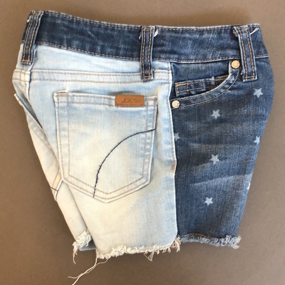 Joe’s Jean Short with star print - Picture 5 of 5